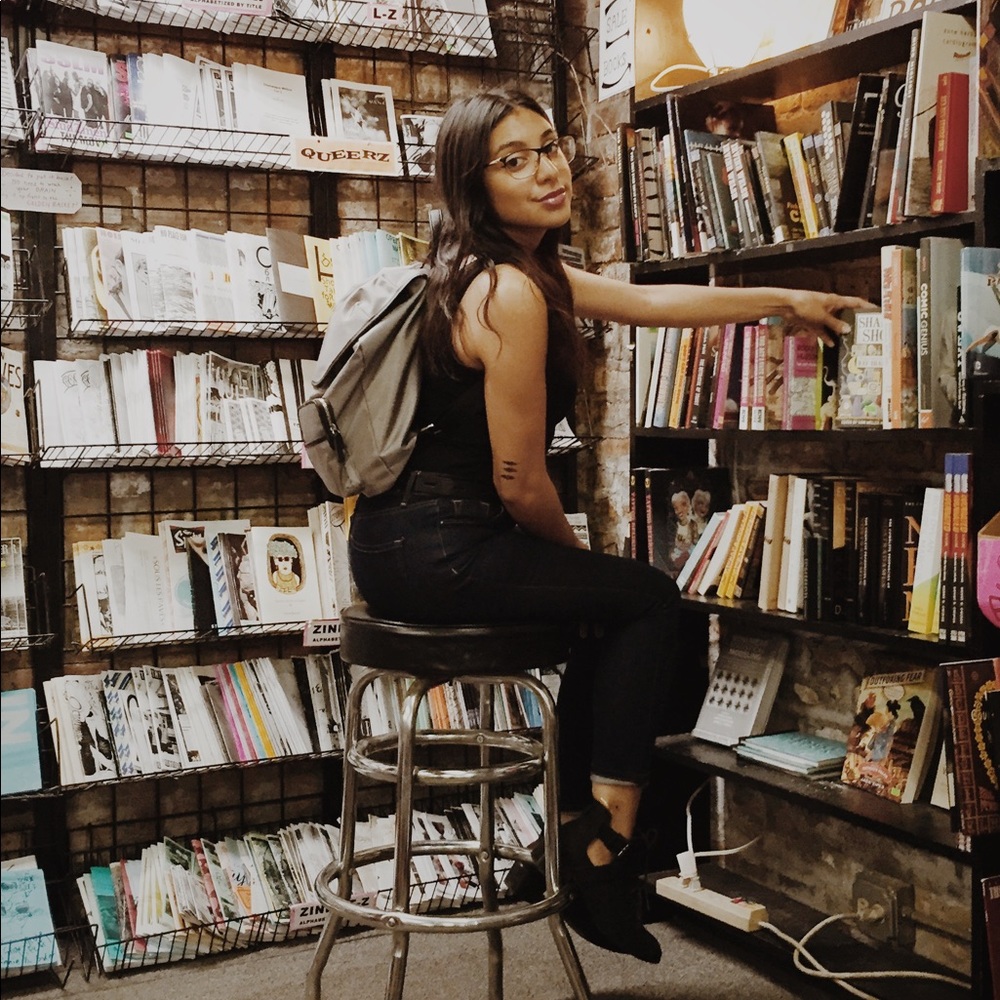 Meet your Posher, Victoria